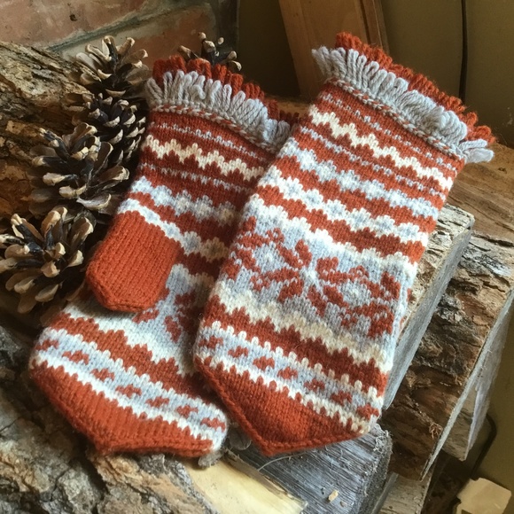 Hand Crafted Accessories - Women’s Mittens- Hand Knit